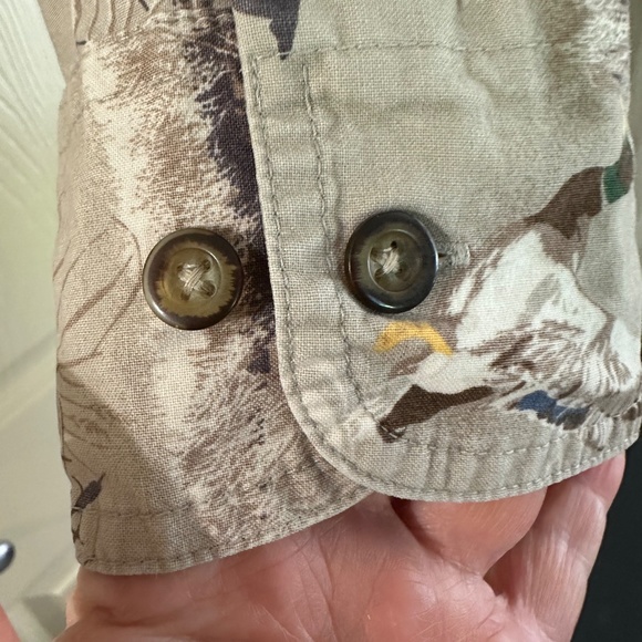 Cabela's 'Vintage' duck hunting shirt - Picture 4 of 7